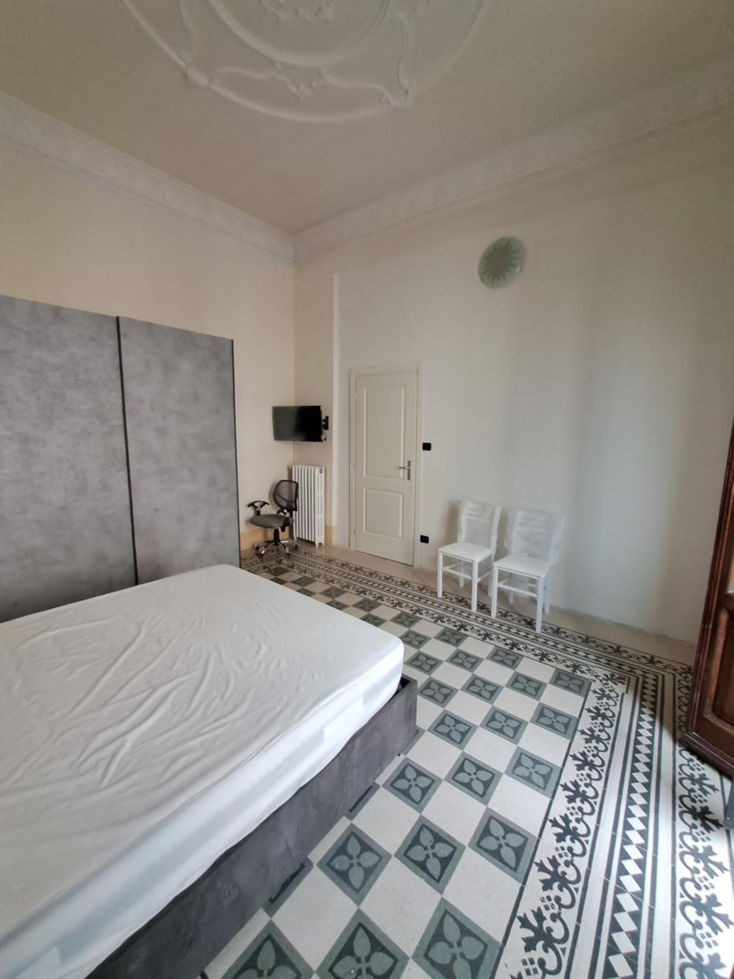 La Villa Dell'Orologio Santa Croce sullʼ Arno Стая снимка